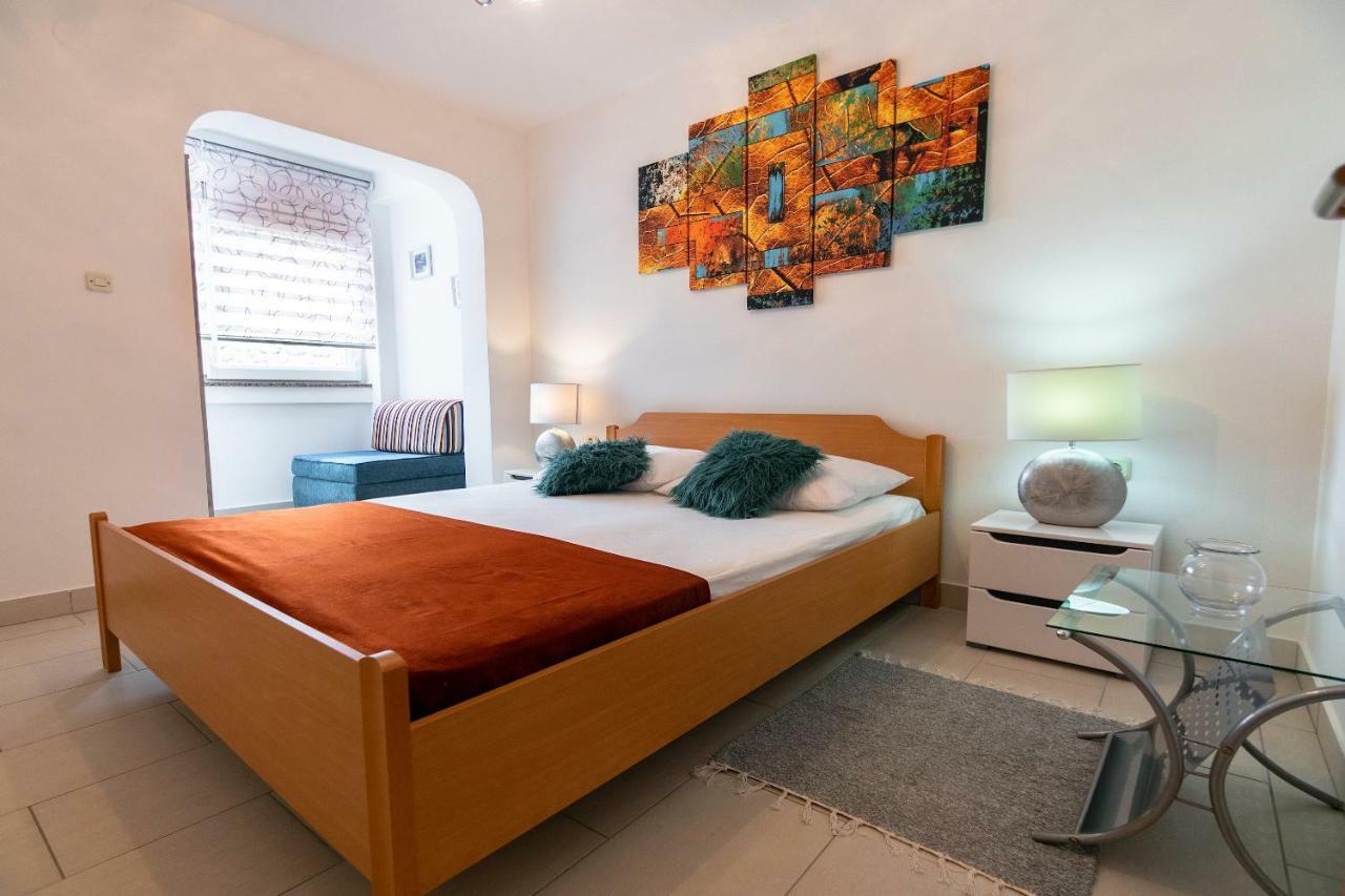 Apartmani Ivan Lopar Exterior foto