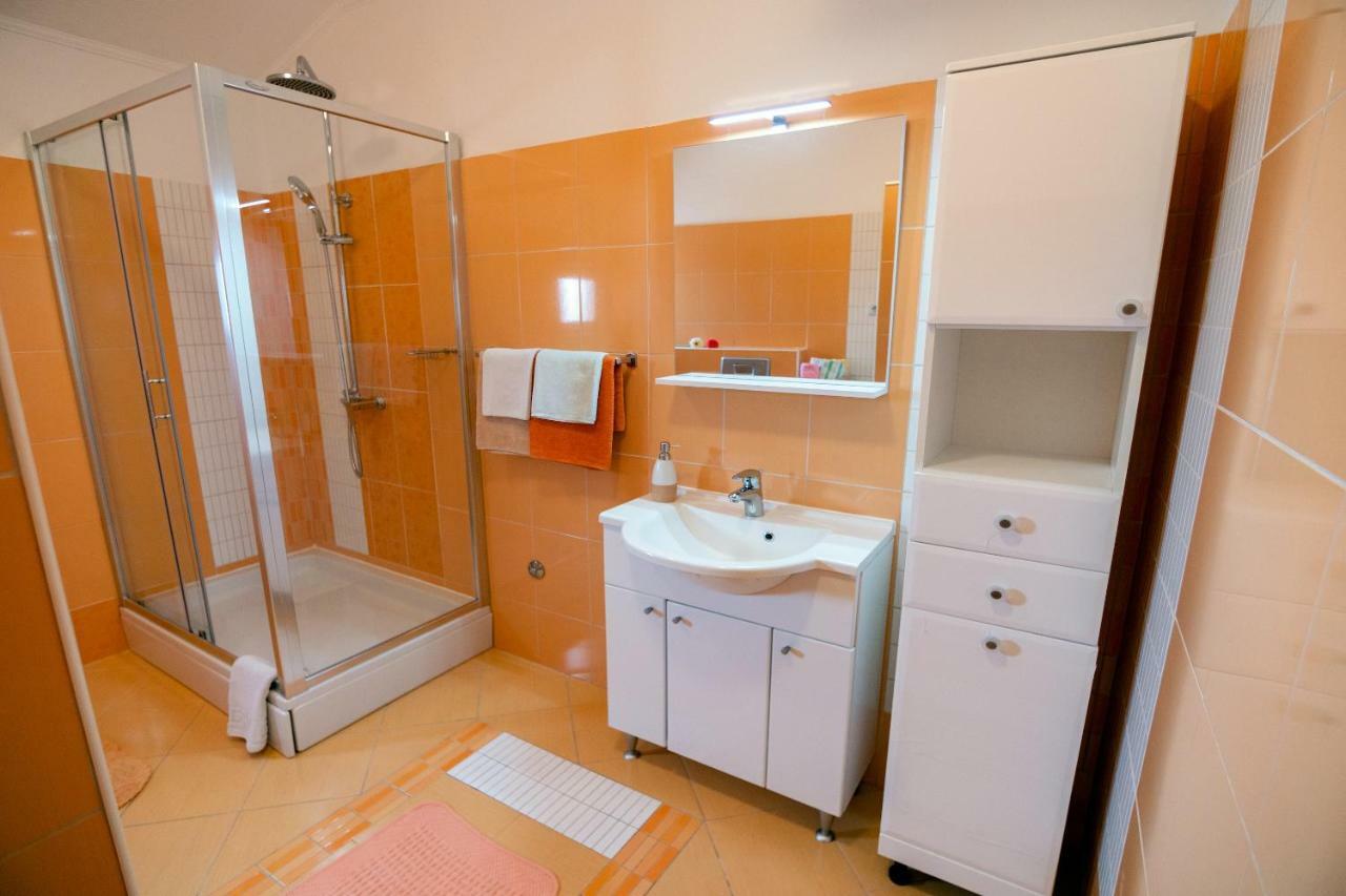 Apartmani Ivan Lopar Exterior foto